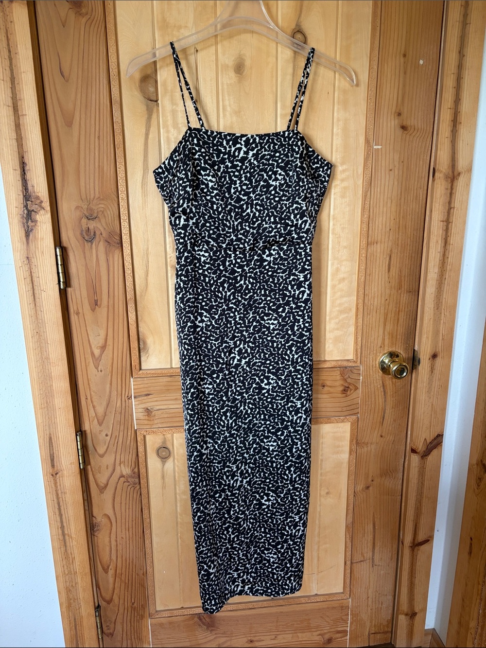 🌵5 for $20🌵 A new day Black and White Leopard Print Maxi Dress